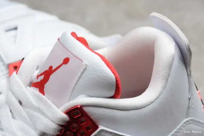 Kick Theory 4 CT8527-112 Air Metallic Red Jordan 0601